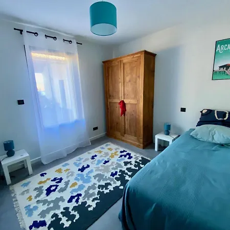 Villa Avec Piscine Chauffée Idéalement Située