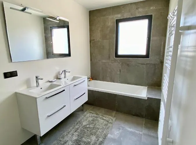 Avec Piscine Chauffée Idéalement Située * Mimizan