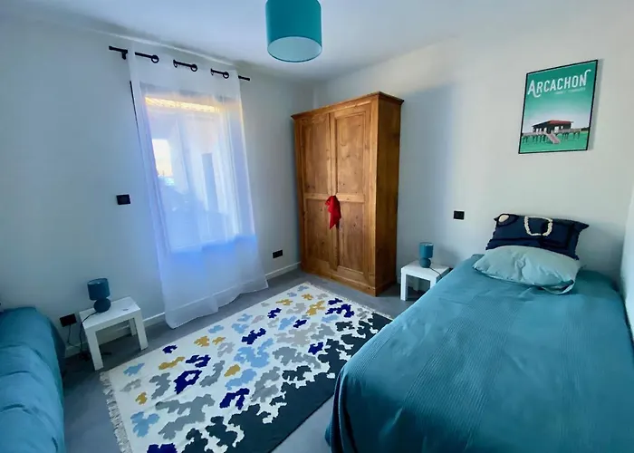 Villa Avec Piscine Chauffée Idéalement Située